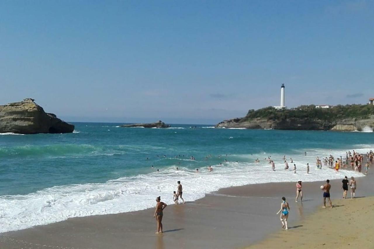 Petit appartement douillet très bien situé Biarritz Extérieur photo